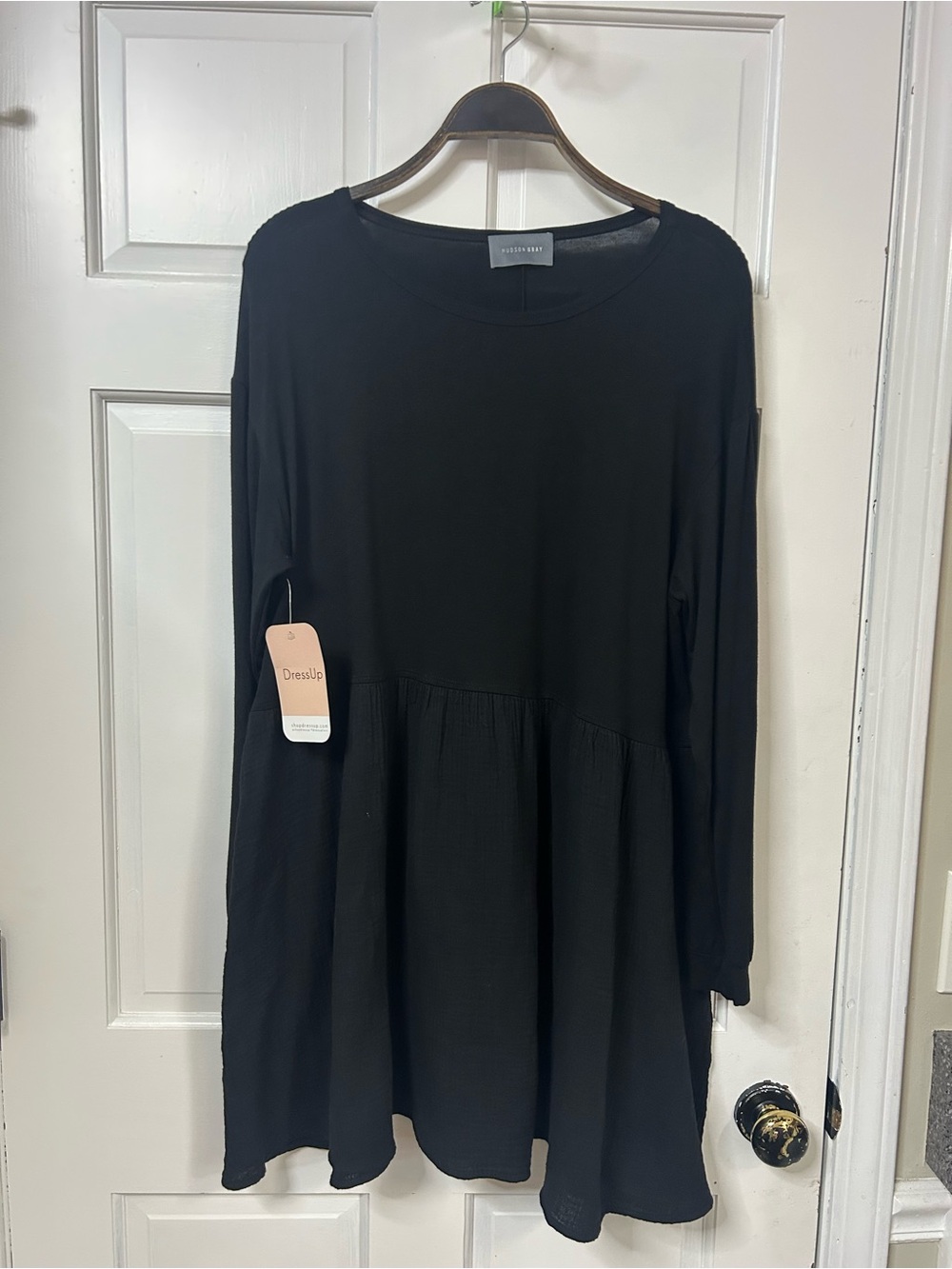 Forever 21 Black Long-Sleeve Babydoll Dress